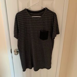 Hurley Pocket Tee size Large